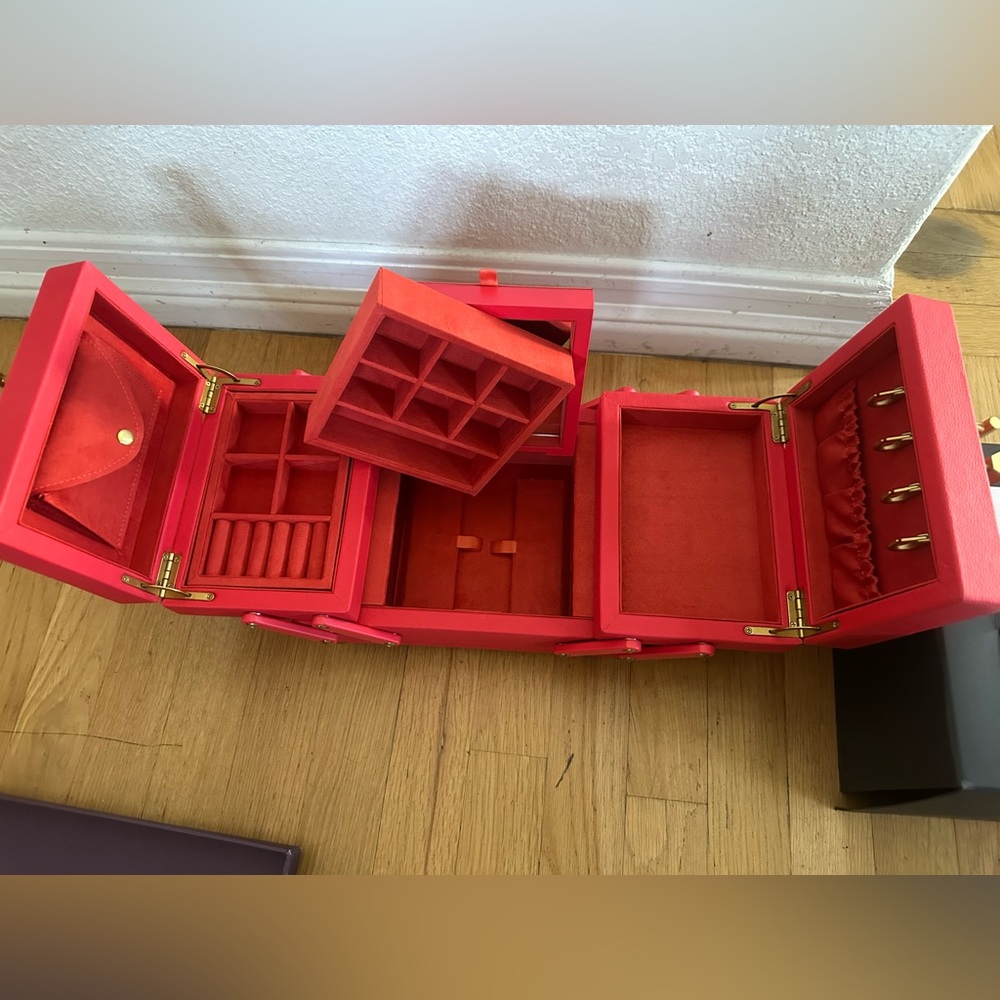 WOLF Marla Aaron Baby Everything Box